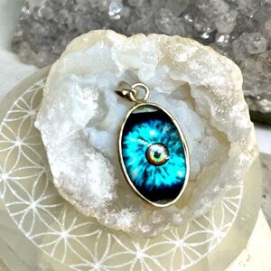 Blue Eye MOP Pendant 925